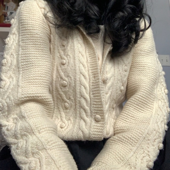 L.L. Bean Vintage Cardigan - Picture 5 of 7